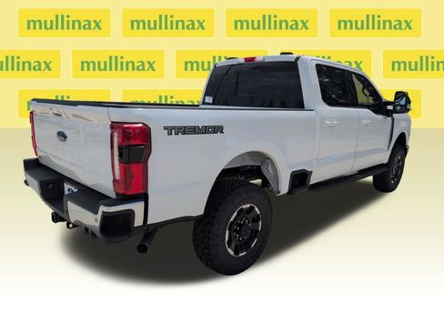New 2026 Ford F250 Lariat w/ Tremor Off-Road Package AWD/4WD image 4