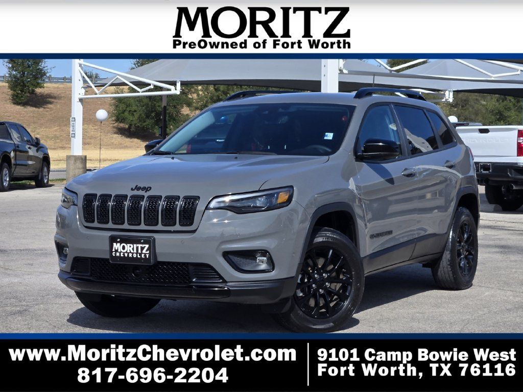 Used 2023 Jeep Cherokee Altitude Lux AWD/4WD image 1