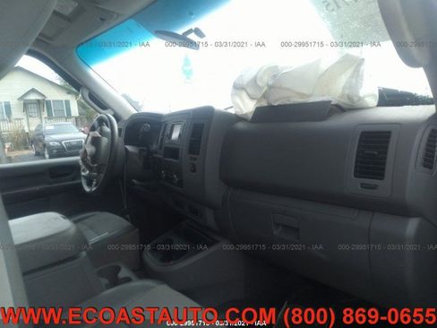 Used 2014 Nissan NV 2500 SV w/ Technology Package image 7