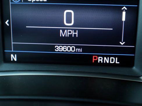 Used 2024 Chevrolet Equinox LT image 32