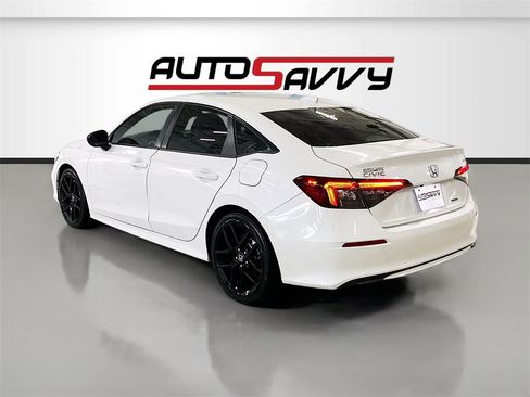 Used 2025 Honda Civic Sport image 5