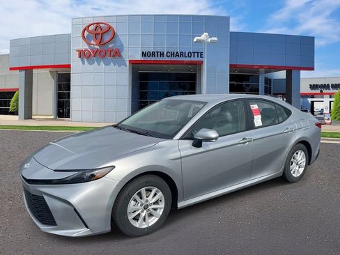 New 2026 Toyota Camry LE FWD image 4