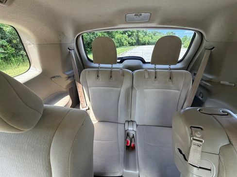 Used 2013 Toyota Highlander Plus AWD/4WD image 13