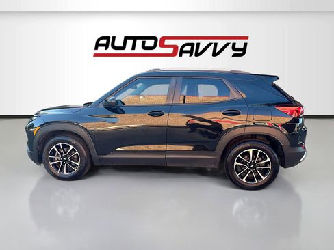 Used 2024 Chevrolet TrailBlazer LT w/ Convenience Package AWD/4WD image 4
