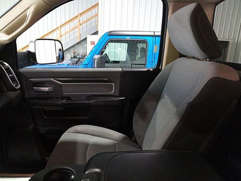 Used 2019 RAM 2500 Big Horn AWD/4WD image 11