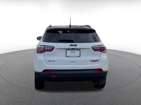 Used 2025 Jeep Compass Trailhawk image 12