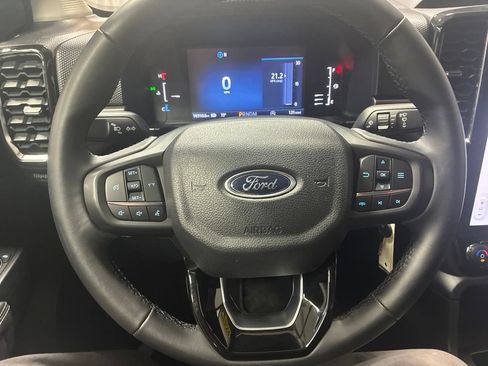 Used 2024 Ford Ranger XLT w/ FX4 Off-Road Package AWD/4WD image 17