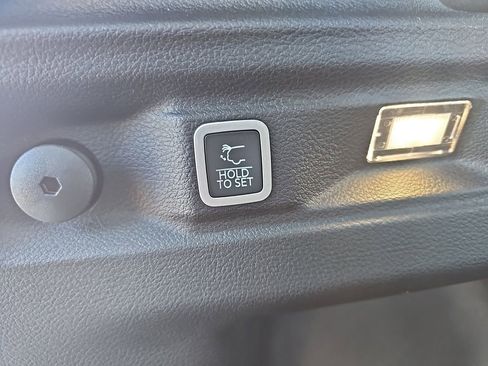 New 2025 Jeep Grand Cherokee L Limited w/ Trailer Tow Package image 15