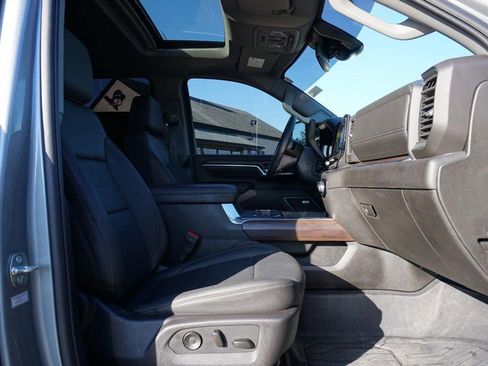 Used 2024 GMC Sierra 2500 SLT w/ SLT Convenience Package image 37