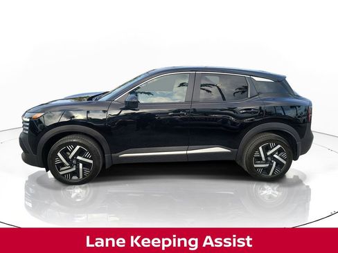 Certified 2025 Nissan Kicks SV FWD image 4