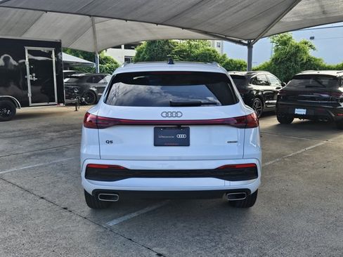 Certified 2025 Audi Q5 Premium w/ Convenience Package AWD/4WD image 6