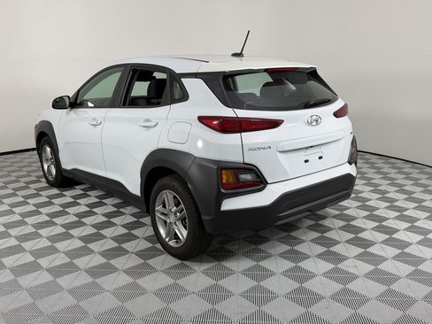 Used 2019 Hyundai Kona SE AWD/4WD image 3