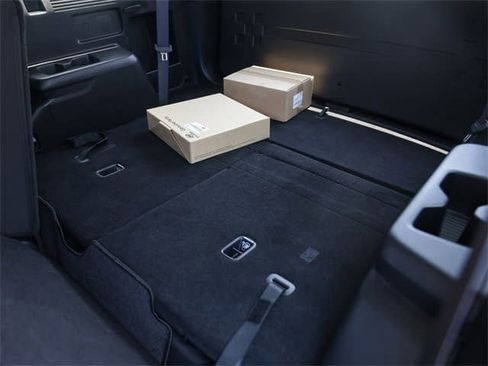 Certified 2025 Hyundai Santa Fe SE w/ Tow & Go Package image 24