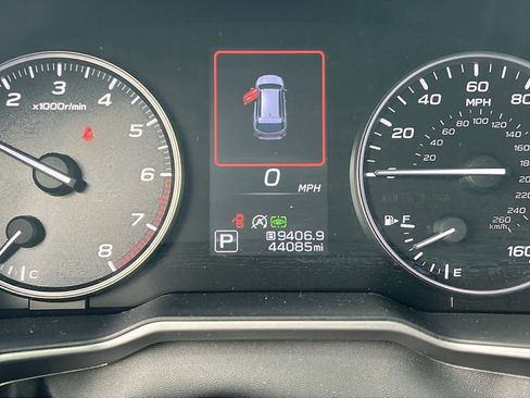 Used 2022 Subaru Outback Limited AWD/4WD image 21