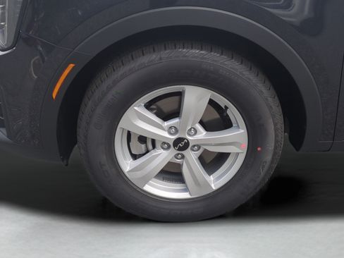 New 2026 Kia Sorento LX FWD image 11