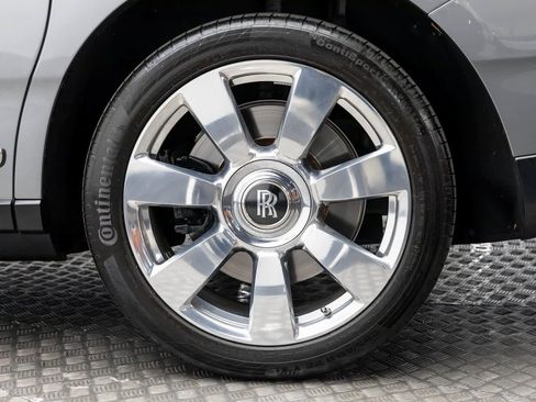 Used 2022 Rolls-Royce Cullinan image 45