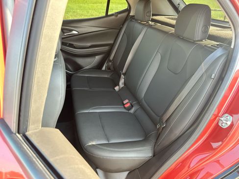 Used 2024 Buick Encore GX Sport Touring image 21