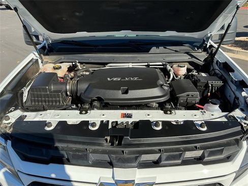 Used 2022 Chevrolet Colorado LT w/ LT Convenience Package image 18