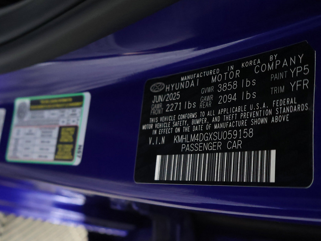 Used 2025 Hyundai Elantra Sport FWD image 44