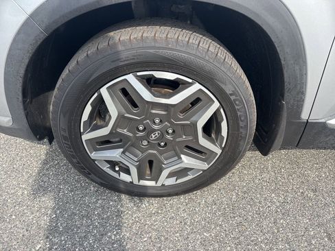 Used 2023 Hyundai Santa Fe SEL Premium AWD/4WD image 11