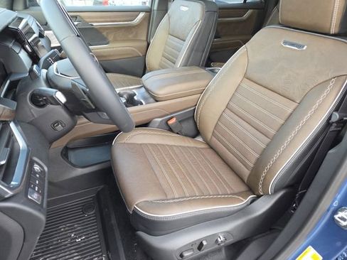 New 2026 GMC Acadia Denali Ultimate w/ LPO, Floor Liner Package image 37