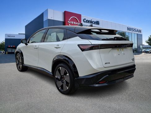 Certified 2024 Nissan Ariya AWD image 4