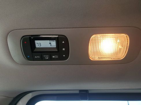 Used 2023 Honda Odyssey Touring image 31