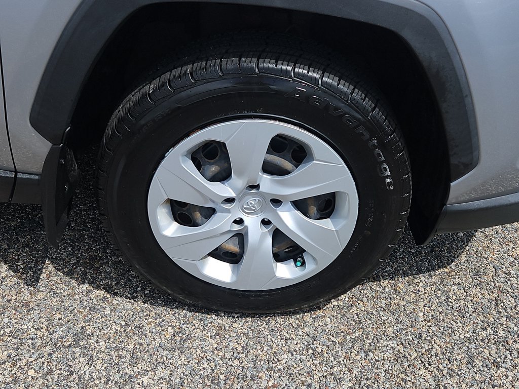 Used 2019 Toyota RAV4 LE w/ All Weather Liner Package AWD/4WD image 10
