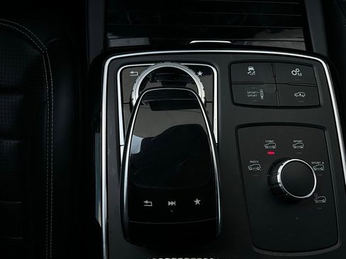 Used 2019 Mercedes-Benz GLE 63 AMG S image 26