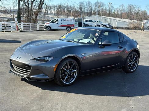 Used 2019 MAZDA MX-5 Miata RF Grand Touring w/ Appearance Package image 25