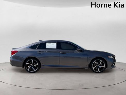 Used 2020 Honda Accord Sport image 3