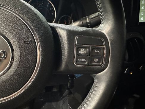 Used 2017 Jeep Wrangler Unlimited Sport w/ Quick Order Package 23S AWD/4WD image 16