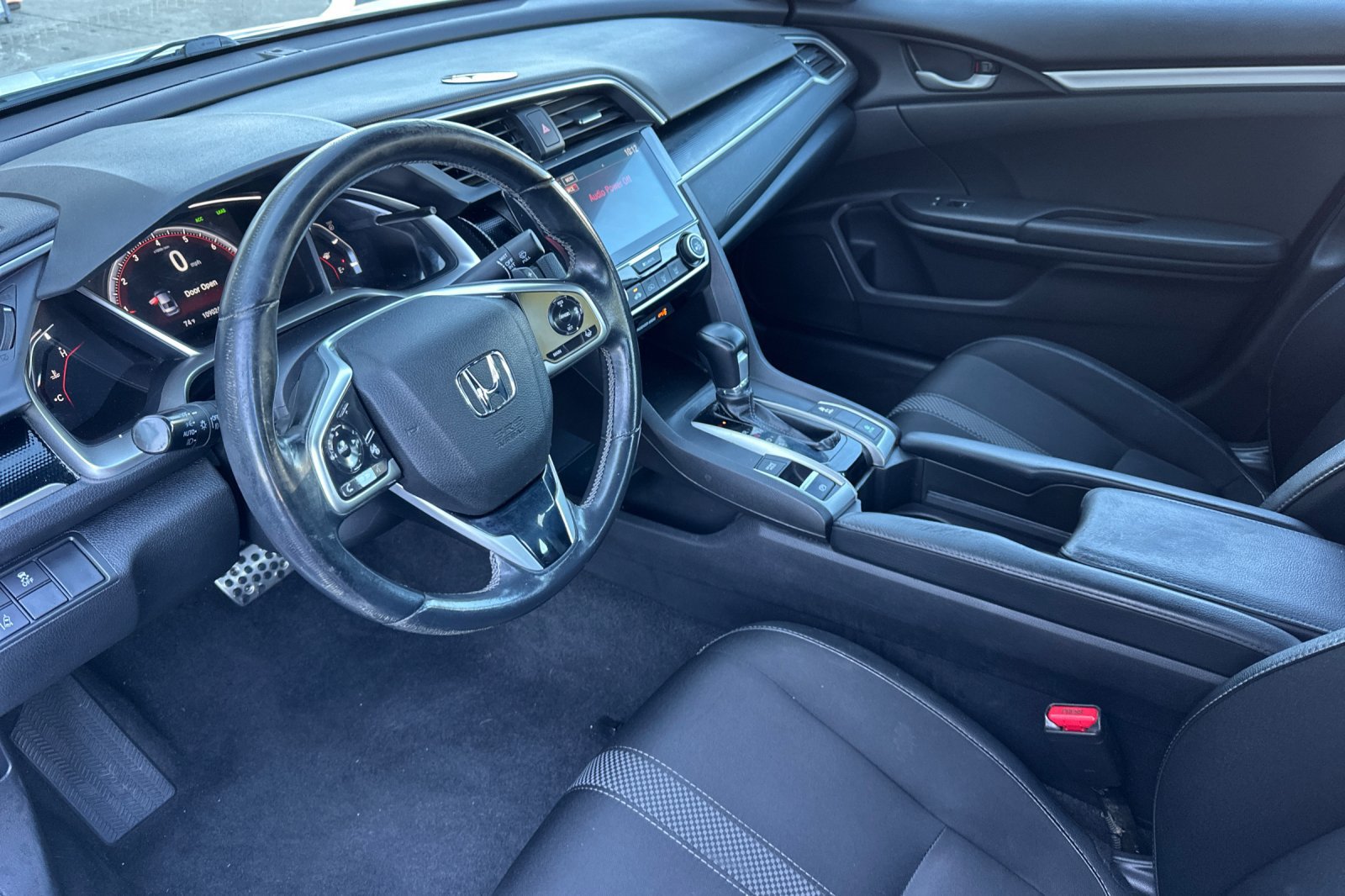 Used 2019 Honda Civic Sport image 12