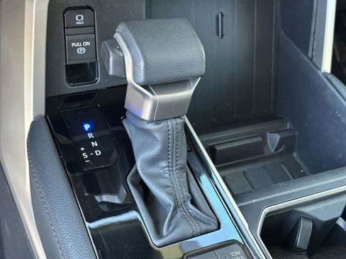 Used 2024 Toyota Tundra Limited image 21