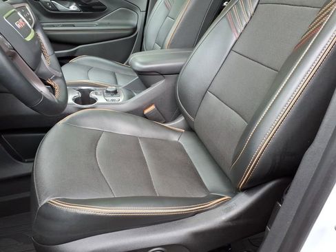 Used 2023 GMC Terrain AT4 w/ Tech Package AWD/4WD image 10