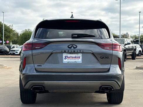 Used 2025 INFINITI QX50 Sport AWD/4WD image 7
