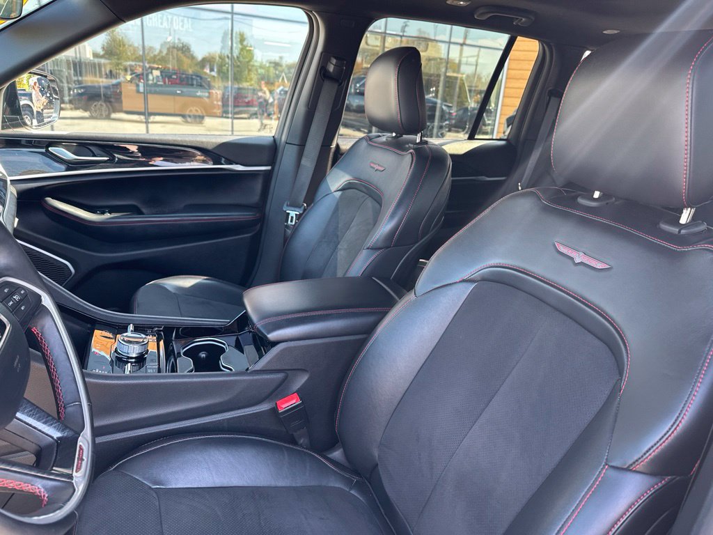 Used 2022 Jeep Grand Cherokee Trailhawk w/ ADV Protech Group II AWD/4WD image 26