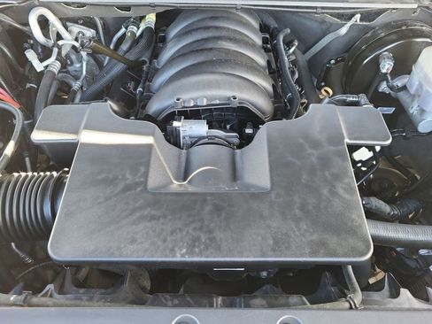 Used 2020 Chevrolet Tahoe LS w/ Enhanced Driver Alert Package image 35