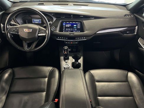 Certified 2023 Cadillac XT4 Luxury w/ Cold Weather Package AWD/4WD image 16