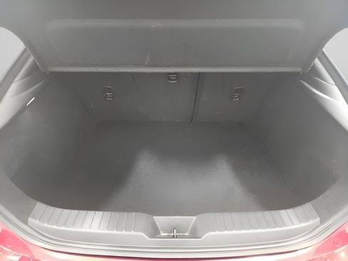 Used 2024 MAZDA MAZDA3 s image 33