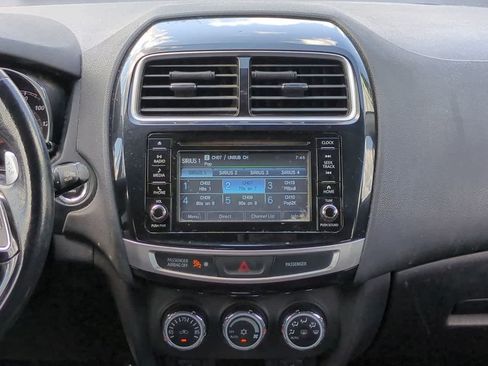Used 2016 Mitsubishi Outlander Sport SEL FWD image 17