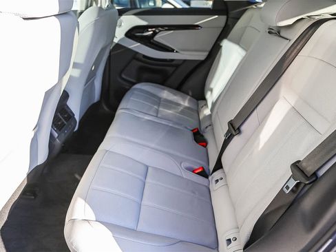 Certified 2024 Land Rover Range Rover Evoque S image 17