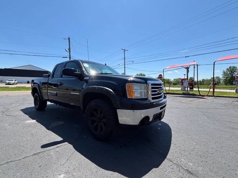 Used 2012 GMC Sierra 1500 SLE w/ All-Terrain Package AWD/4WD image 6