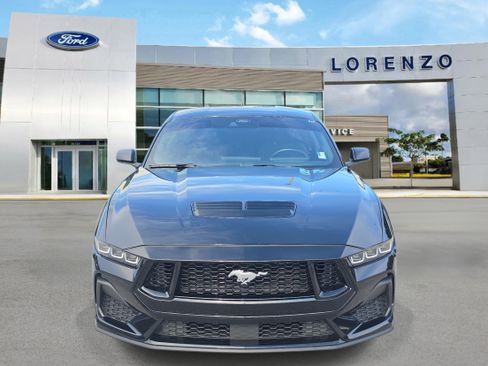 Used 2024 Ford Mustang GT RWD image 2