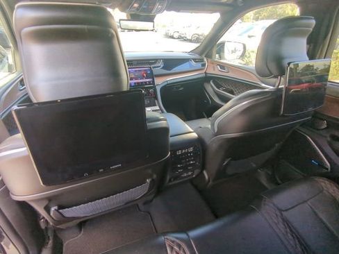 Certified 2023 Jeep Grand Cherokee Summit w/ Adv Protech Group IV image 17