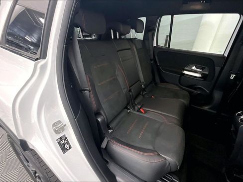 Certified 2023 Mercedes-Benz GLB 250 4MATIC image 17