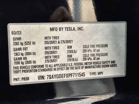 Used 2023 Tesla Model Y Performance image 28