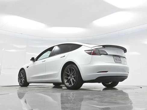 Used 2022 Tesla Model 3 Long Range image 60