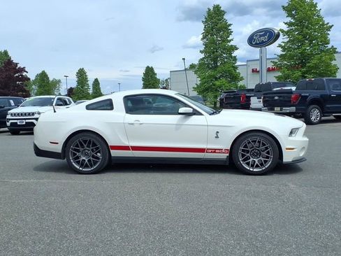Used 2012 Ford Mustang Shelby GT500 w/ SVT Performance Pkg RWD image 4