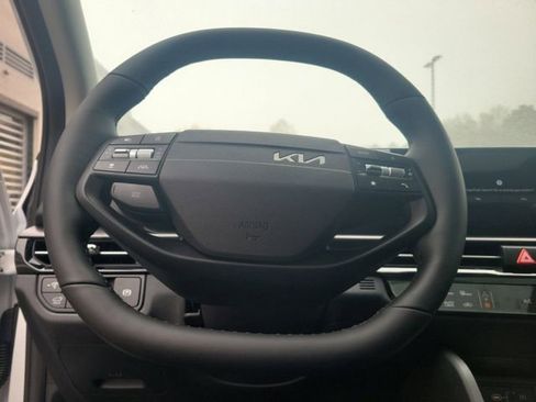 New 2026 Kia Sportage SX image 24